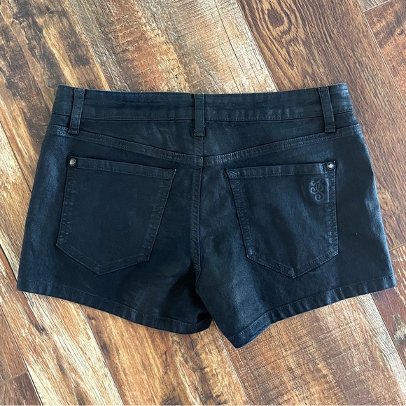 Jessica Simpson Waxed Shorts 🖤 - Picture 2 of 3